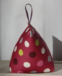 Certaines femmes n'aiment pas, beaucoup adorent… et peu d'hommes savent faire un cunni correct. Cale Porte Berlingot Les Petites Creations De Ruda