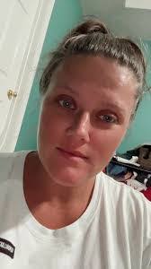 Heather Mcnett's Instagram, Twitter & Facebook