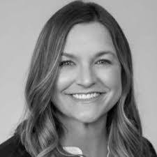 Yvonne Nagy's Instagram, Twitter & Facebook