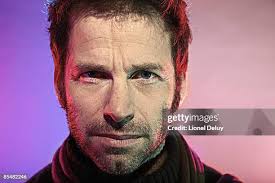 Filmmaker Zach Snyder poses for a portrait session in BUrbank for... News  Photo