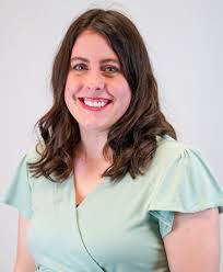 Sienna Lowery's Instagram, Twitter & Facebook