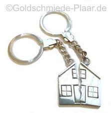 Jetzt schlüsselanhänger haus als werbeartikel mit ihrem logo bedrucken und verschenken. Schlusselanhanger Haus Fur Zwei Shop Goldschmiede Plaar
