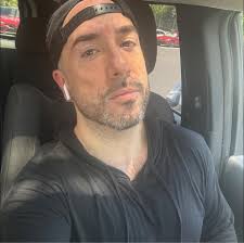 Latest from @goodvito 10 days from @pittpowerfit 💪🏻💪🏻 #bodybuilding  #fitnessvolt #muscle