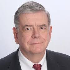 Sarah Carns's Instagram, Twitter & Facebook