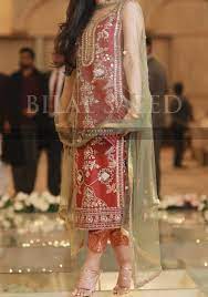 Pin By Rabia On Pakistani Wedding Dresses Pakistani Dress Design Casual Wedding Dress Pakistani Outfits
