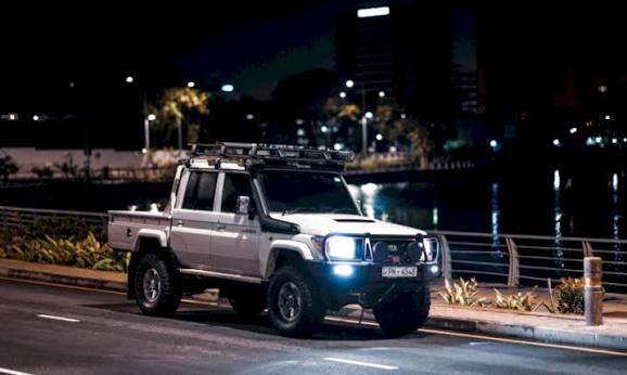 4x4 rental SUV for a Rwanda road trip with 4x4 Kigali Car Rentals