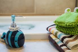 5 trucchi per rifare il bagno low cost (con alcune idee fai da te) e rinnovare completamente l'aspetto del tuo vecchio bagno. Come Rendere Il Bagno Divertente E Originale