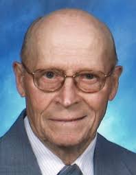Henry Slinger Jr., 94