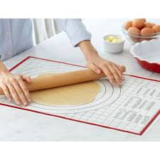 Pre painting prep is very easy to use: Tovolo Silicone Pastry Mat For 18 95 Everten