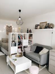 42 Minimalist Apartment Studio Decorating Ideas Studio Apartments Are Becoming An Incre Studio Apartment Decorating Apartment Room Small Apartment Decorating
