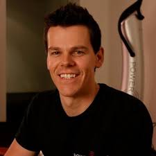 Dean Harding (@DeanHardingAus)