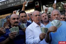 قیمت دلار ۴ هزار تومان افزایش یافت / انفجار قیمت دلار امروز ۹ آذر ۱۴۰۴ +جدول