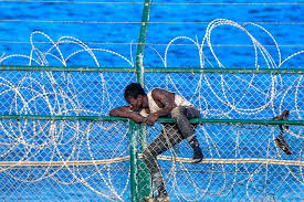 A partir del jueves 13 de mayo la biblioteca pública de estado, amplia su aforo, adaptándose a las nuevas normas del decreto sobre medidas anticovid, promulgado por la ciudad autónoma de ceuta. Mass Arrivals Of Migrants Into Spain S Ceuta Greece S Lesbos Island Arab News