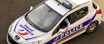 Pronađite vaš idealan izbor smještaja u našem katalogu. Yvelines Une Scene De Meurtre Decouverte Sur Un Telephone Perdu Le Point