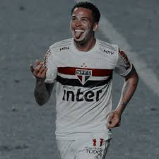 Você pode acompanhar ao vivo a narração dos jogos. Luciano Spfc Explore Tumblr Posts And Blogs Tumgir