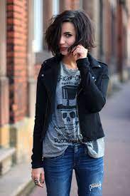Alors qu'elle a fait le choix, il. Back Pack Et Pourquoi Pas Coline Coline Idees De Style Coupe Cheveux Fins