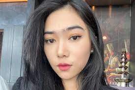 Lagu tersebut dipersembahkan titiek puspa. Jelang Pernikahan Isyana Sarasvati Gelar Pengajian Antara News