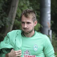 15,415 likes · 89 talking about this. Izet Hajrovic Wechselt Auf Leihbasis Zum Sd Eibar Werder