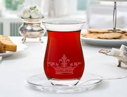 1 Alana 1 Bedava Sadece 3 Gun Icin Tum Cay Bardaklari Ve Tum Cay Tabaklarinda 1 Alana 1 Bedava Firsati Www Madamecoco Com Glass Ketchup Bottle Tea