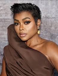 ARRÊTEZ TOUT ‼️😳 Juste pour informer aux voisins que l'actrice américaine  #Taraji_Phenson est d'origine camerounaise 🥹🇨🇲 Oui vous avez bien  compris, l'actrice principale de la série "A BOUT" qui fait sensation en