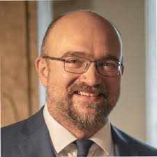 Ich freue mich über den erfolgreichen Abschluss meines Studiums in Digital  Business an der FHWien der WKW. In meiner Bachelorarbeit habe ich mich mit  den Mehrwerten einer standardisierten…