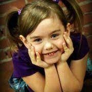 Paula Maze's Instagram, Twitter & Facebook