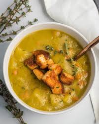 This version is made with a generous amount of bacon for garnish. The Best Vegan Split Pea Soup Karissa S Vegan Kitchen
