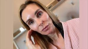 Tania Tate's Instagram, Twitter & Facebook