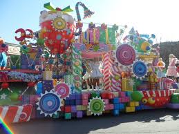We found an old mobile home frame and built a platform. Disney Christmas Parade Floats Google Search Christmas Float Ideas Christmas Parade Floats Parade Float