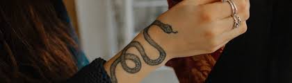 @crackbrain, taken with an unknown camera 06/07 2018 the picture taken with. Snake Tattoo Designs Meanings 2021 Guide Tattoo Stylist