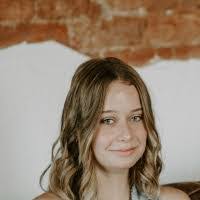 Emily Elrod's Instagram, Twitter & Facebook