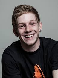 Robin Walter's Instagram, Twitter & Facebook