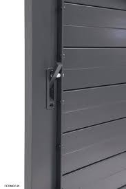 Accueil > le volet > le volet battant > accessoires alu pour volet alu accessoires alu pour volet alu vous devez installer ou rénover vos volets en aluminium ou pvc, bricolorer a sélectionné une gamme d'accessoires indispensables à la réalisation de vos travaux, de l'espagnolette à l'arrêt de volet, en passant par les pentures et les gonds. Lallemant Fermetures Les Volets Coulissants Aluminium Volet Coulissant Volet Volet Bois