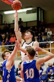 Lafayette Jeff defeats Carroll, advances to regional champship