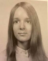 Not sure if anyone out there remembers Sandy Neumann. I do believe she  graduated from Gillett High School in 1958. Her parents were Marvin and  Myrtle Neumann and she had a younger