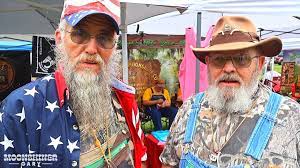 Got to see Moonshiner Tom & Moonshiner Troy of the Louisiana Moonshine Co.  at the Popcorn Sutton Jam! 🔥 #moonshiners #moonshinertom #moonshinertroy  #louisianamoonshine #louisianamoonshinecompany