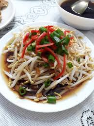 Sebelum ni kak bell pernah tapau sup daging kat kedai di area rumah ni, then ada dimasukkan taugeh. Cara Masak Nasi Ayam Hainan Ayam Roasted Ala The Chicken Rice Shop Daily Makan