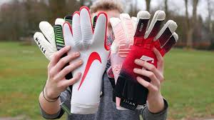 Abgerundet wird das design durch den positivschnitt für überragenden. Was Sind Die Besten Torwarthandschuhe Mega Torwarthandschuh Vergleich Nike Adidas Gewinnspiel Youtube