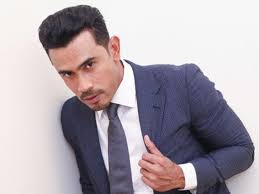Pelakon remy ishak, 39, mengesahkan bakal bernikah, sabtu ini. Remy Ishak Lelaki Luar Biasakah Akademi Houki Boshi