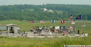 Résultat de recherche d'images pour "shanksville crash site photos"