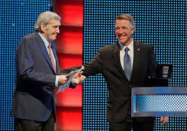 From wikipedia, the free encyclopedia. Pit Stop Gov Scott Helps Induct Ken Squier Into Nascar Hall Of Fame 802 Much Seven Days Vermont S Independent Voice