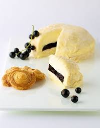 Delice De Soumaintrain Affine Aux Cassis Et Creme De Bourgogne Recette Cremant De Bourgogne Degustation De Fromage Alimentation