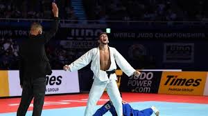 Niveau Mental Douillet Et Riner Ce Sont Des Dexter Du Judo Ils Ne Sont Pas La Pour Rigoler L Ex Judoka Frederic Lecanu A Bi En 2020 David Douillet Judo Teddy Riner
