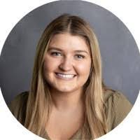 Lauren Crum's Instagram, Twitter & Facebook