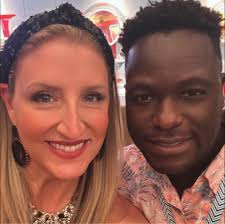 Who can take basic family photos at Jetton Park in July?