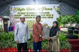 Dulunya membawa nama kumpulan devotees dan ini antara lagu dari halim ahmad iaitu hai anak khusus untuk pendengar thr gegar. Hai Anak Halim Ahmad Hai Anak Halim Ahmad Cover Lagu Nasyid Terbaik Baru Lama