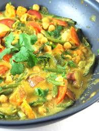 Easy Vegetable Curry With Chickpeas And Coconut Milk Recipe Easy Vegetable Curry Vegetable Curry Recipes