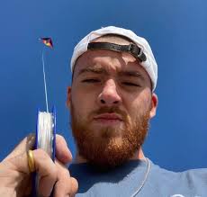 Cameron Alvarez (@cameronnicole02)