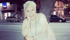 Гого рохо (урожденная глэдис дель валле рохо кастро ; Wedkdlae2zr50m