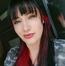 Jenny Sánchez, vive junto a sus hijos en la vereda San Miguel del Municipio  de Puerto Gaitán, en el Meta. Hace unas semanas recibió el título de su  propiedad, como parte de